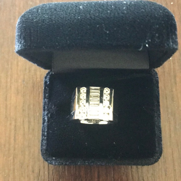 Men’s Gold Diamond Ring - Picture 1 of 5